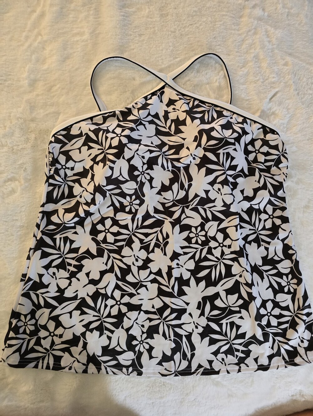 Lands' End Black and White Floral Tankini Top with Matching Swim Shorts (NWT) - Picture 2 of 13